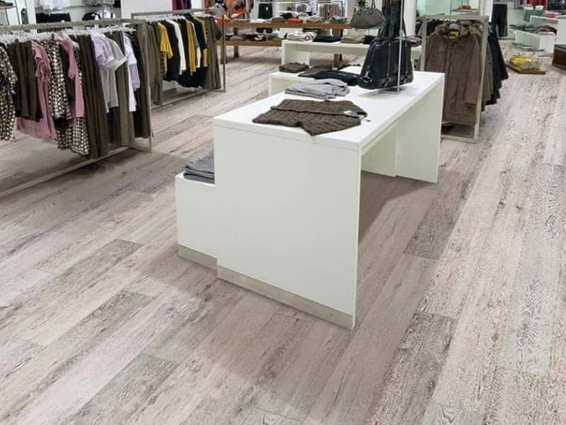 Commercial floors from CarpetsPlus COLORTILE of Bloomington in Bloomington, IL